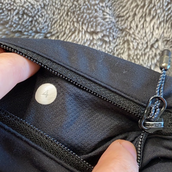 Black lululemon leggings - Picture 5 of 6